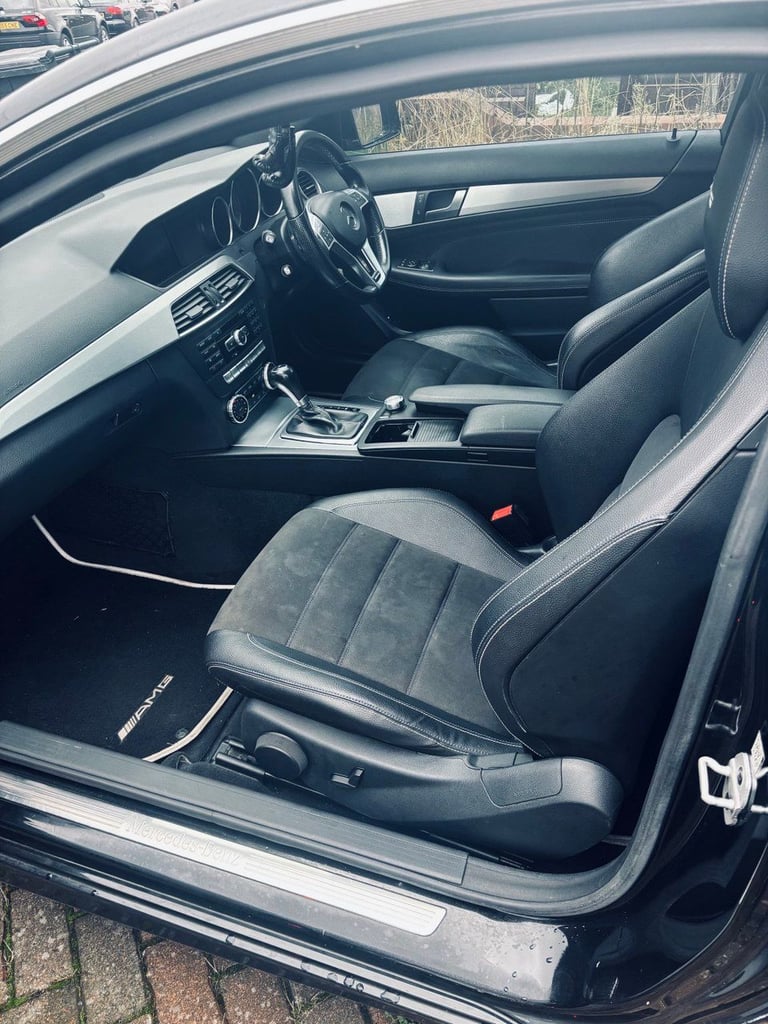 Mercedes-Benz, C CLASS, Coupe, 2014, Semi-Auto, 2143 (cc), 2 doors