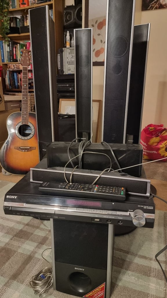 image for Sony DAV-DZ860W surround sound system 