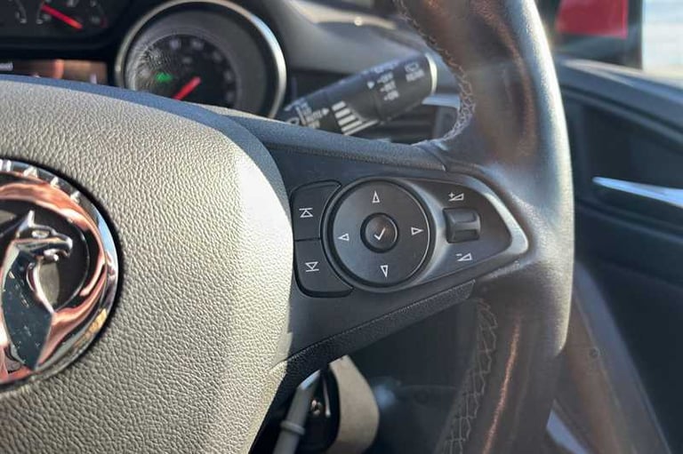 2019 Vauxhall Astra 1.4T 16V 150 Elite Nav 5dr Auto HATCHBACK PETROL Automatic