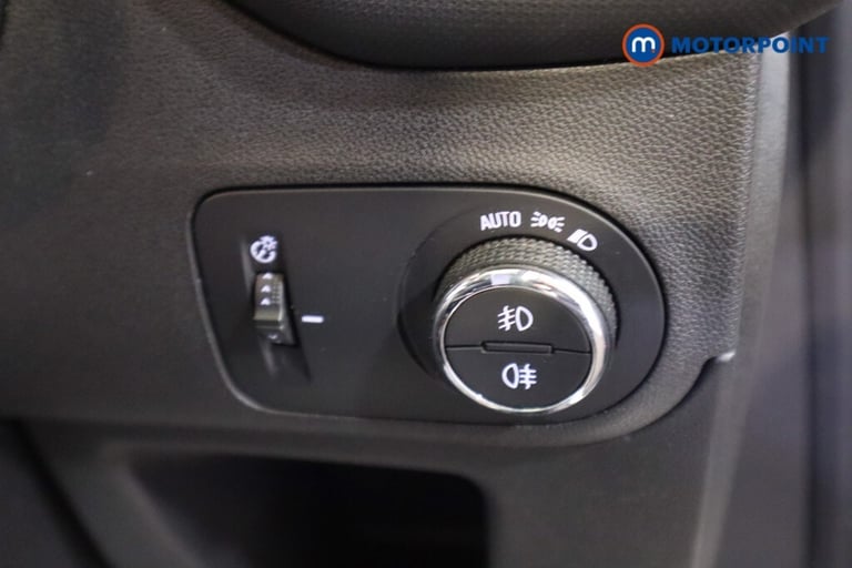 2021 Vauxhall Crossland 1.2 Turbo SRi Nav 5dr SUV Petrol Manual