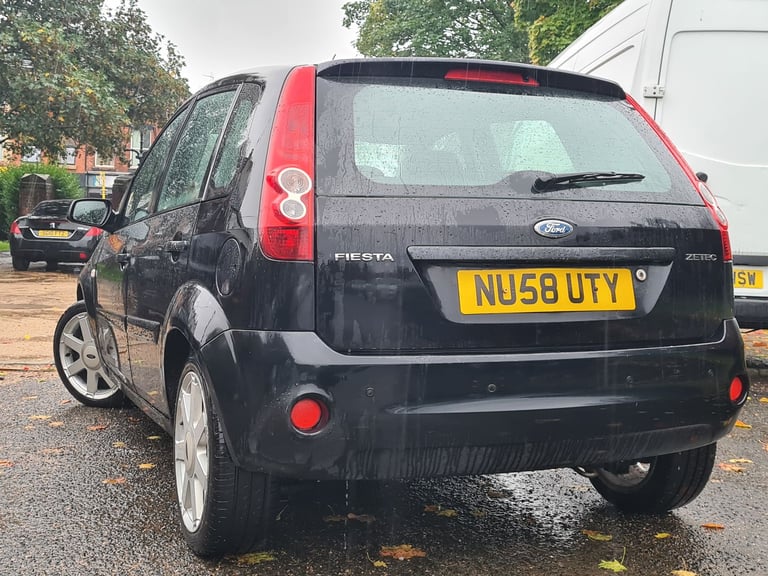 For sale Ford Fiesta Zetec 1.2 petrol