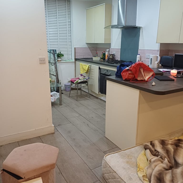  Double Room for rent 