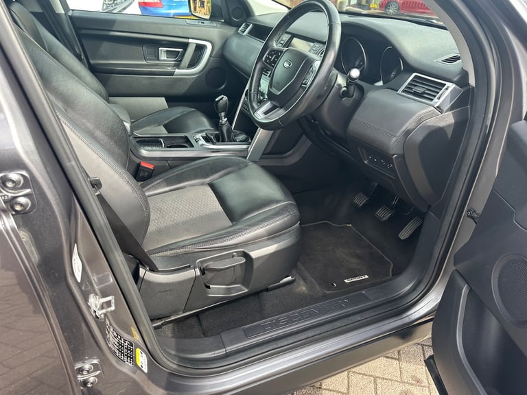 2016 Land Rover Discovery Sport TD4 SE TECH 5-Door Diesel