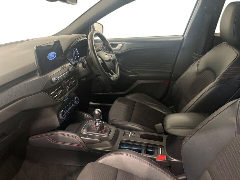 2019 Ford Focus 1.0T EcoBoost ST-Line X Hatchback 5dr Petrol Manual Euro 6 (s/s) (125 ps) Hatchba...