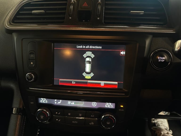 2017 Renault Kadjar 1.2 TCe Dynamique S Nav SUV 5dr Petrol EDC Euro 6 (s/s) (130 ps) SUV Petrol A...