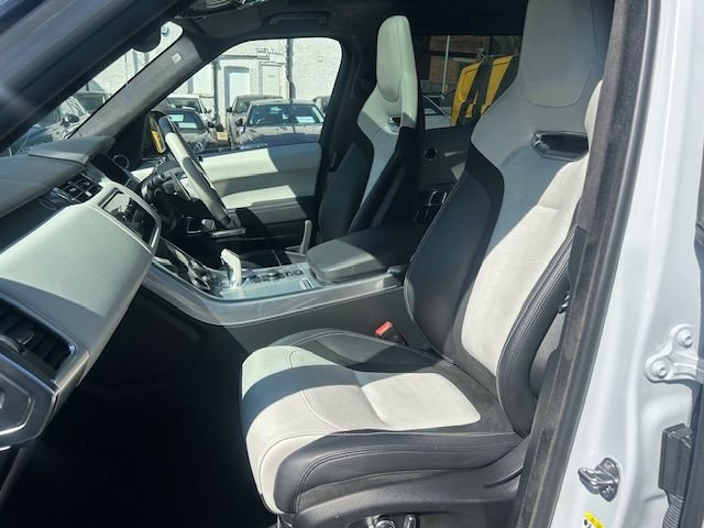2020 70 LAND ROVER RANGE ROVER SPORT 5.0 P575 V8 GPF SVR SUV 5DR PETROL AUTO 4WD