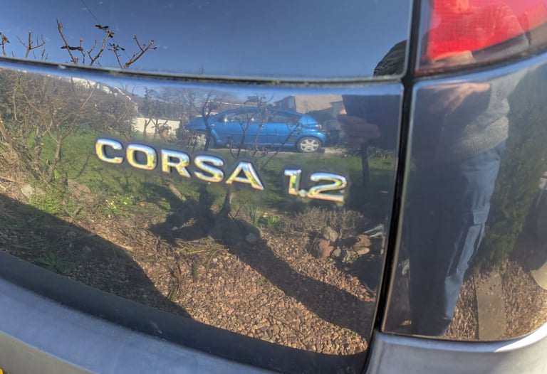 Corsa Easytronic 2002  Spares or repair 