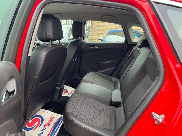 2014 Vauxhall Astra 1.6 16v Excite Euro 5 5dr HATCHBACK Petrol Manual