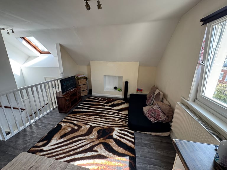 Two bedroom unfurnished flat available now Postcode PO5 1RN
