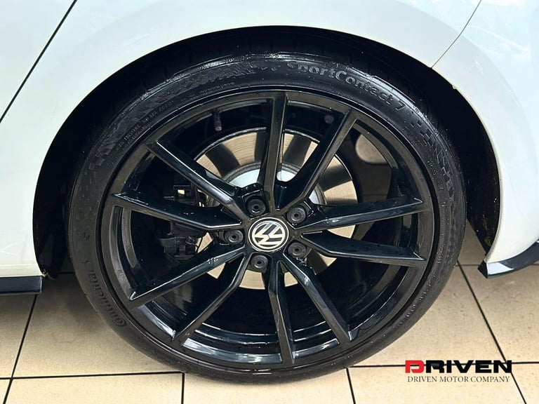 2018 Volkswagen Golf 2.0 TSI 310 R 5dr 4MOTION DSG HATCHBACK Petrol Automatic