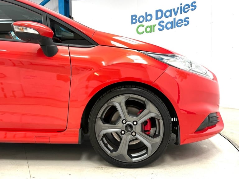 2016 66 FORD FIESTA 1.6T ECOBOOST ST-3 HATCHBACK 3DR PETROL MANUAL EURO 6 (182 P