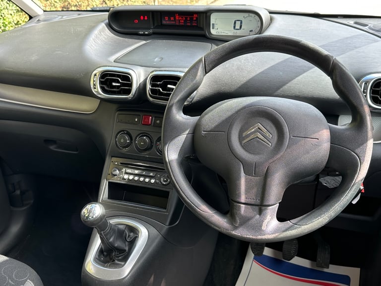 2012 Citroen C3 Picasso 1.6 HDi VTR+ *£35 Road Tax* New Years MOT