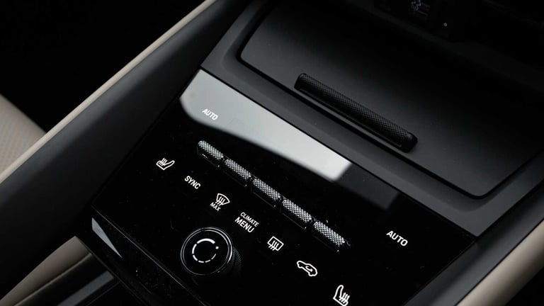 2025 Porsche Macan 300kW 4 100kWh 5dr Auto ESTATE ELECTRIC Automatic