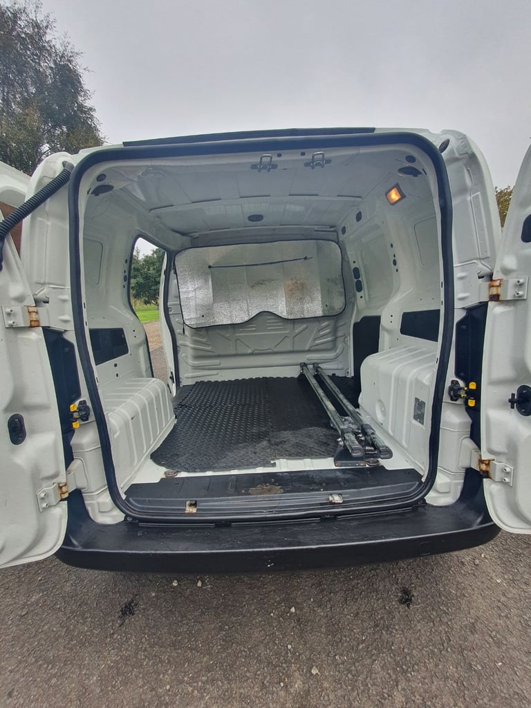 ⭐️ BIPPER . 1 YEAR MOT . LOW MILEAGE ONLY 80K MILES ⭐️⭐️