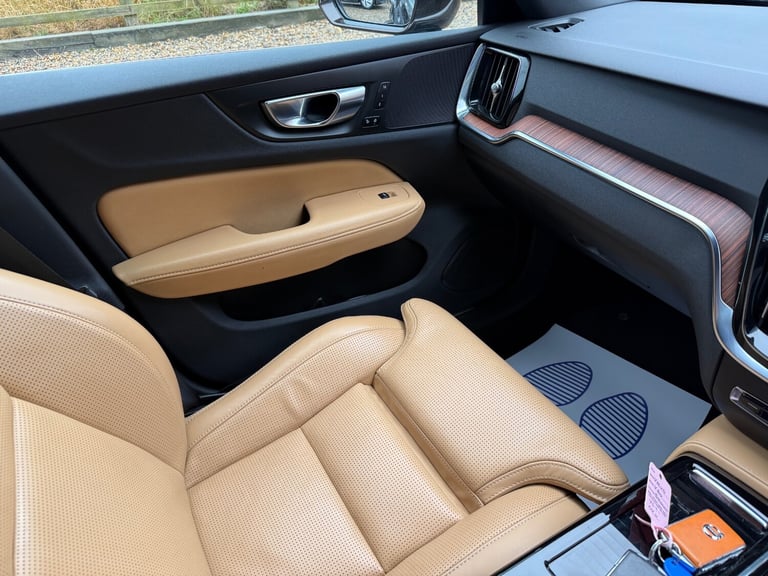 2021 21 VOLVO V60 2.0 T6 - PETROL HYBRID - 340Ps - AWD - INSCRIPTION - 1 OWNER -