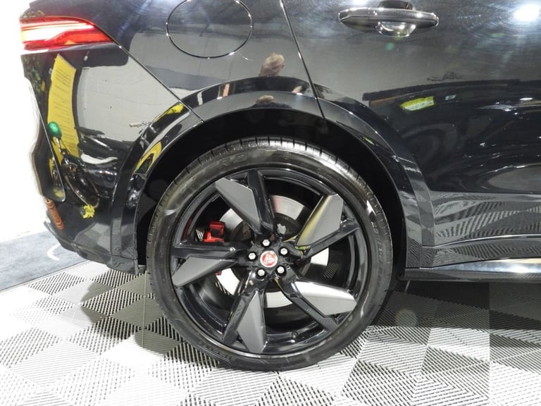 2023 23 JAGUAR F-PACE 5.0 P550 V8 SVR SUV 5DR PETROL QUICKSHIFT AWD EURO 6 (S/S)