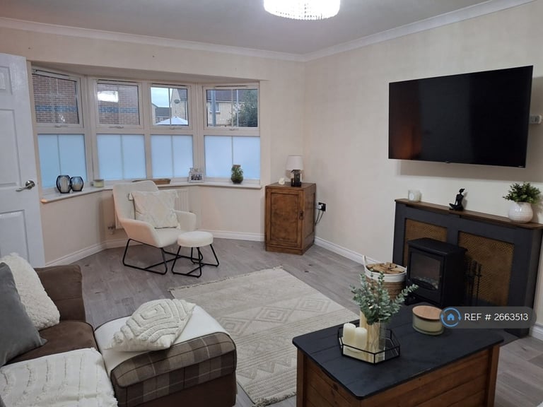 4 bedroom house in St. Austell Way, Swindon, SN2 (4 bed) (#2663513)