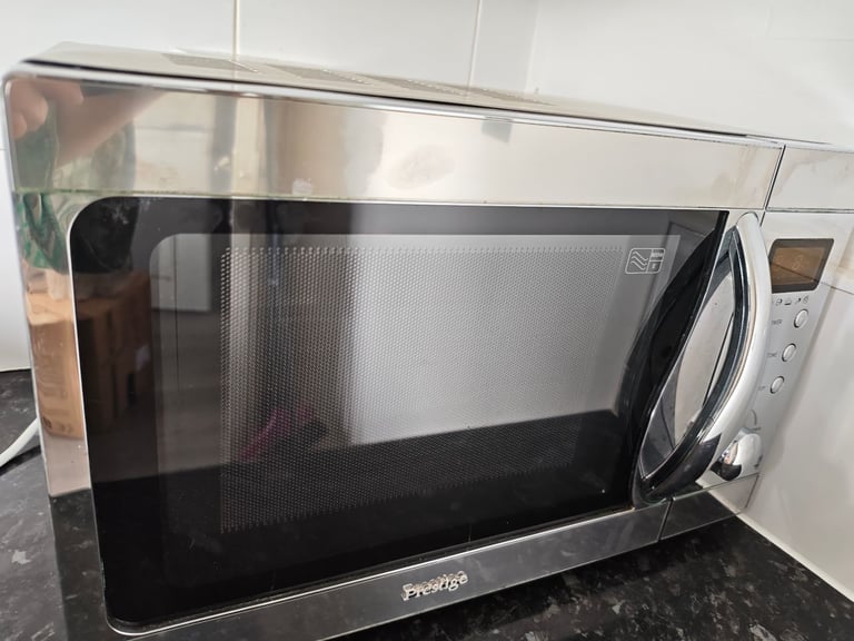 image for Microwave Oven working  Kitchen small appliances Pet free Home  