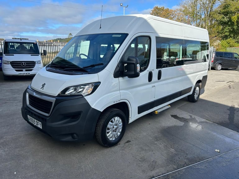 PEUGEOT BOXER 2.0 BlueHDi 335 L3H2 LWB MEDIUM ROOF Mini bus White Manual Diesel