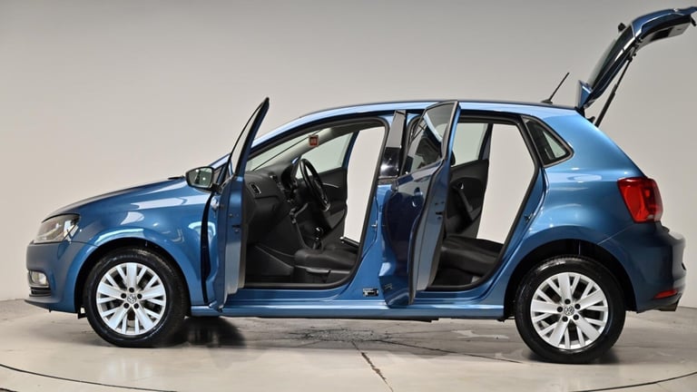 2015 Volkswagen Polo 1.2 TSI BlueMotion Tech SE Euro 6 (s/s) 5dr HATCHBACK Petrol Manual