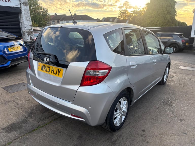 2013 Honda Jazz 1.4 i-VTEC ES Euro 5 5dr HATCHBACK Petrol Manual