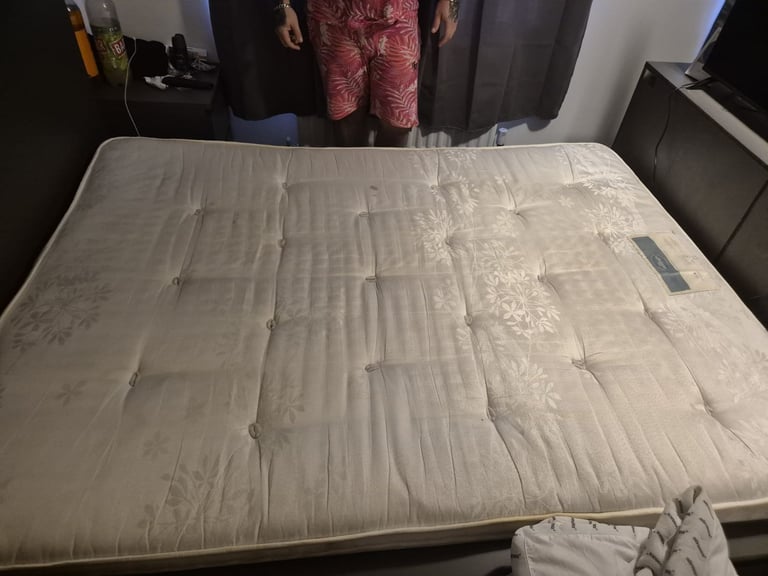 image for King size mattress 