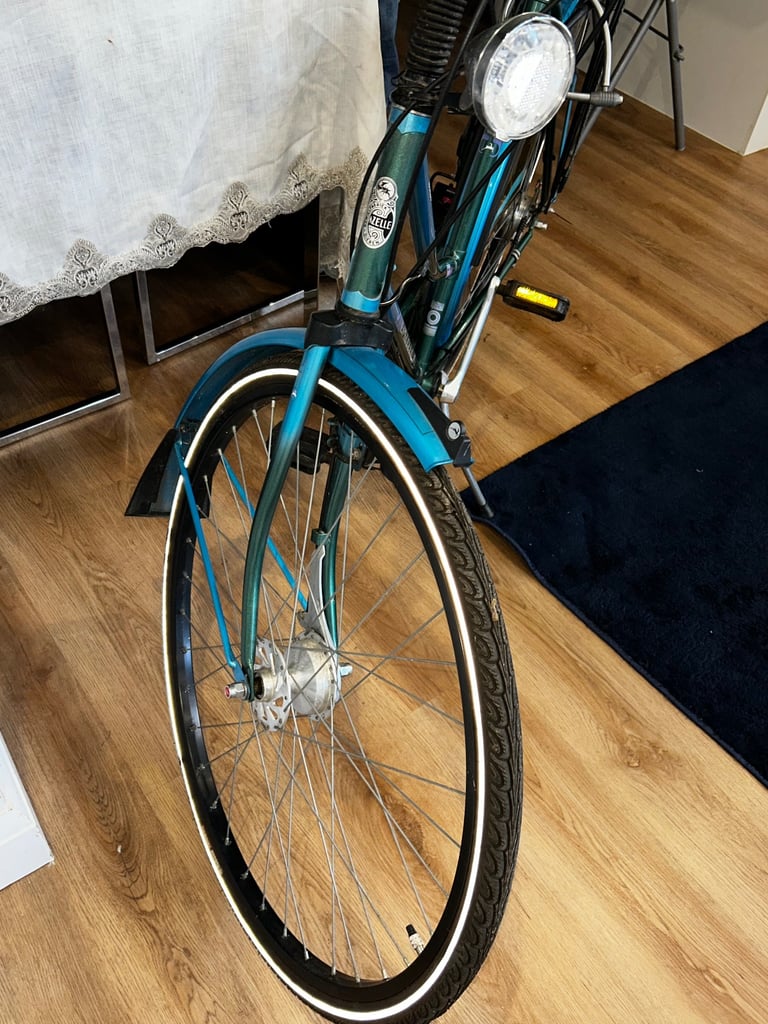 Bike 28 inch wheels 