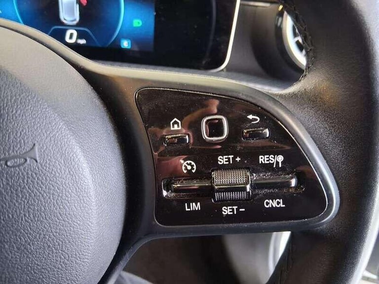 2019 Mercedes-Benz A-Class 1.3 A180 SE (Executive) 5dr HATCHBACK Petrol Manual