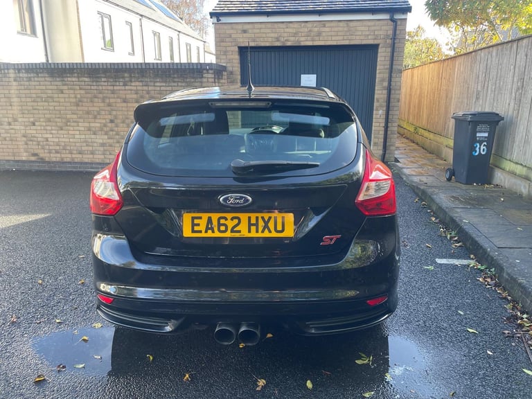 Ford, FOCUS, Hatchback, 2012, Manual, 1999 (cc), 5 doors