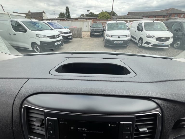 2022 72 VAUXHALL VIVARO 1.5 TURBO D 2900 DYNAMIC PANEL VAN 6DR DIESEL MANUAL L2 