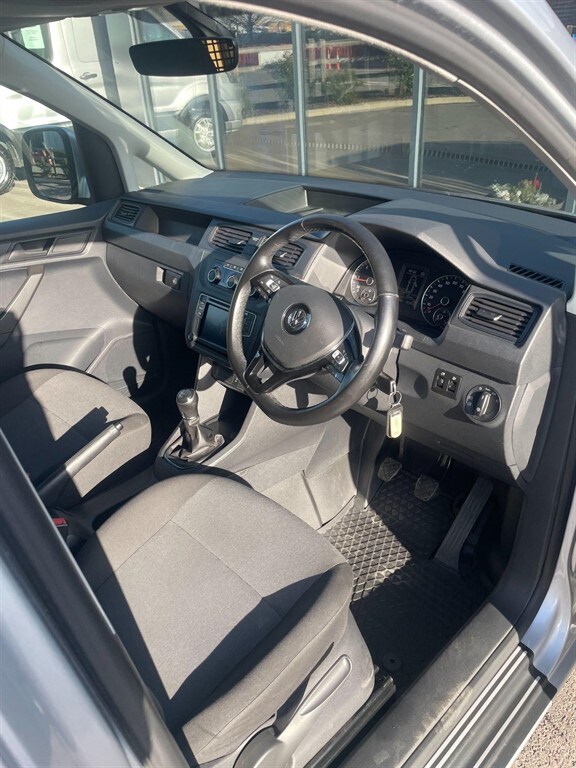 2018 Volkswagen Caddy 2.0 TDI C20 BlueMotion Tech Highline SWB Euro 6 (s/s) 5dr Panel Van Diesel ...