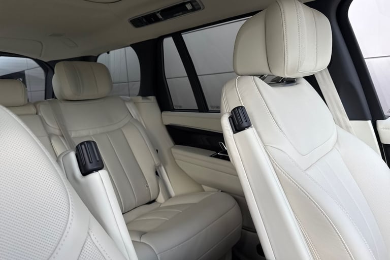 2025 Land Rover Range Rover 3.0 P460e 38.2kWh Autobiography Auto 4WD Euro 6 (s/s) 5dr SUV Automatic