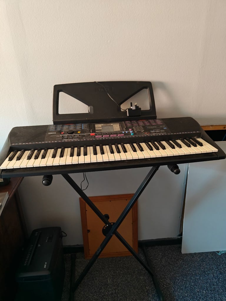 image for Yamaha PS540 Electric Keyboard with stand