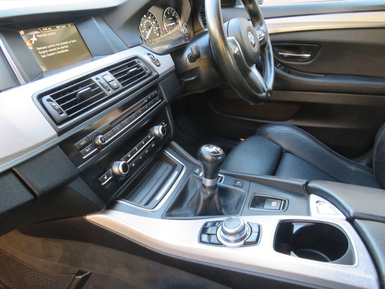 2016 BMW 5 Series 2.0 520d M Sport Euro 6 (s/s) 4dr SALOON Diesel Manual