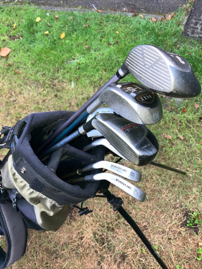 Ladies Golf Club Half Set 3-5 Woods Hybrid 7-9 Iron Sw Putter PGA Stand Bag 