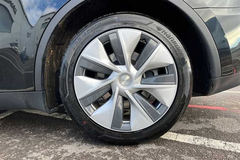 2023 Tesla Model Y (Dual Motor) Long Range SUV 5dr Electric Auto 4WDE (384 bhp) SUV Electric Auto...