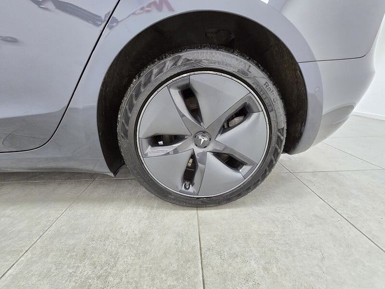 2019 Tesla Model 3 Standard Range Plus Saloon Electric Automatic