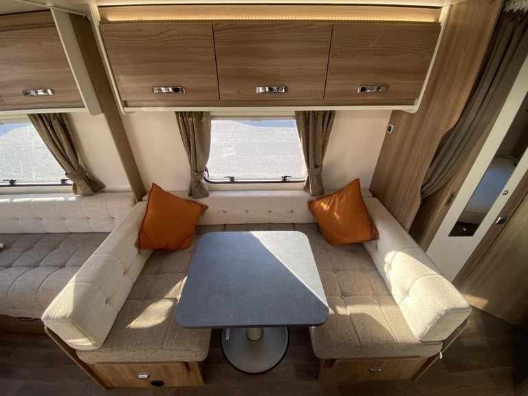 2022 SWIFT SPRITE SUPER QUATTRO FB TOURING CARAVAN