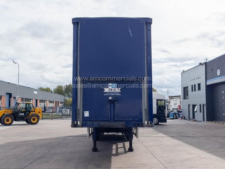 SDC 4725MM TRI AXLE CURTAINSIDE TRAILER 