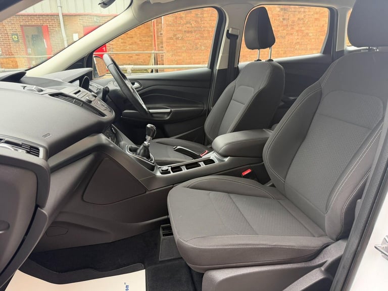 2018 Ford Kuga 2.0 TDCi EcoBlue Zetec AWD Euro 6 (s/s) 5dr HATCHBACK Diesel Manual