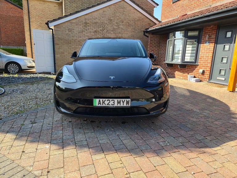 Tesla, MODEL Y, 2023, 1 Owner, 20 inch wheels