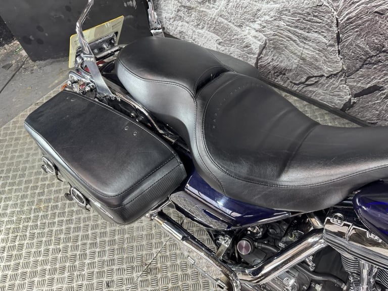 HARLEY DAVIDSON ROAD KING CUSTOM FLHRSI ROAD KING CUSTOM ROADKING 1450 2005