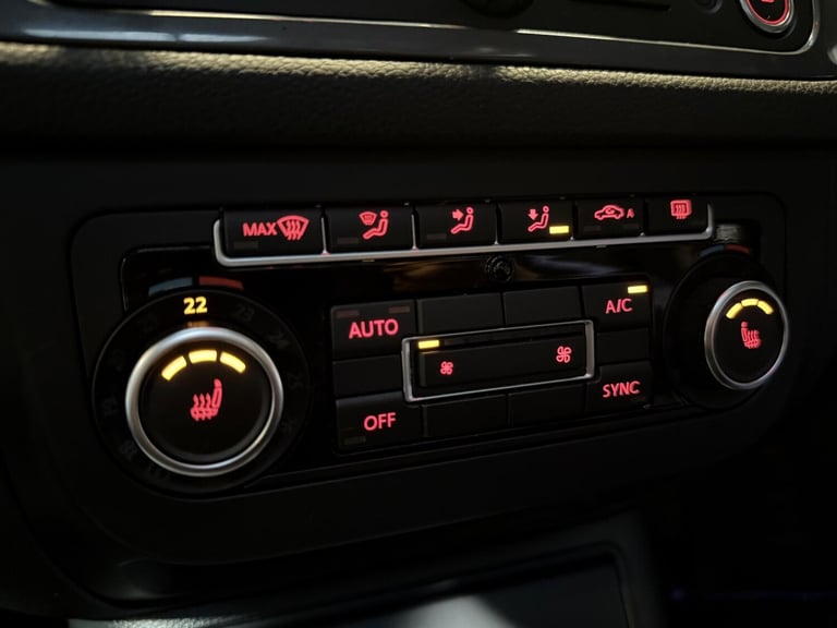 2014 Volkswagen Tiguan 2.0 TDI BlueMotion Tech Match 4WD Euro 5 (s/s) 5dr ESTATE Diesel Manual