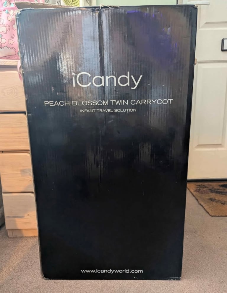 ICandy Twin Carrycot attachment for the peach blossom chrome chassis.  TWIN CARRYCOTS ONLY