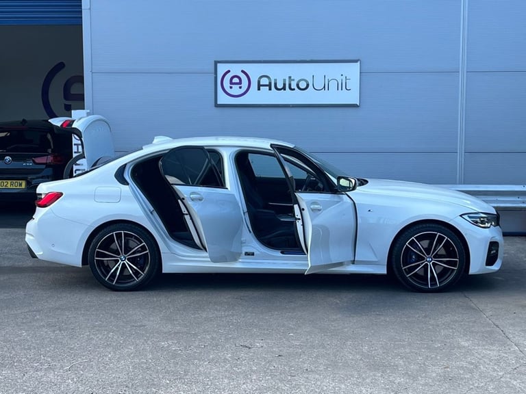 2019 BMW 3 SERIES 2.0 330E 12KWH M SPORT SALOON PETROL PLUG-IN HYBRID AUT