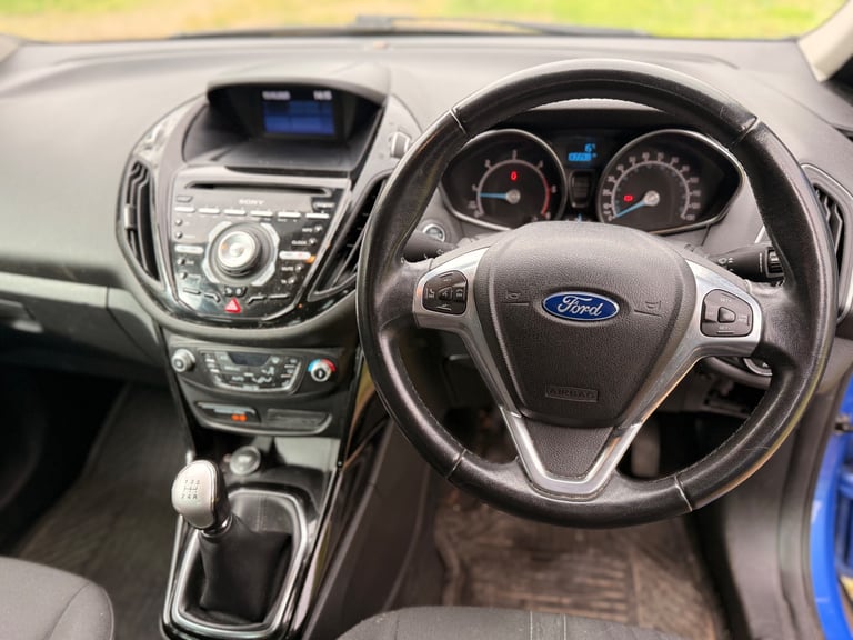 2012 FORD FIESTA B-MAX - 1 YEARS MOT - £20 ANNUAL ROAD TAX