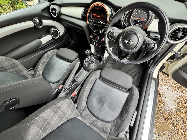 MINI HATCH 1.5 Cooper D 3-Door Hatch White Manual Diesel 2014 CHILI PACK