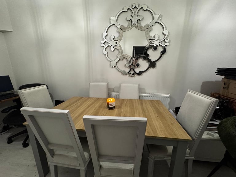 Dining Table with 6 x Chairs - Oak & Grey