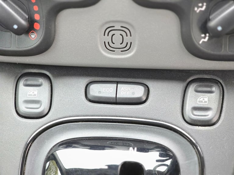 2014 Fiat Panda 0.9 TwinAir Easy Dualogic Euro 6 (s/s) 5dr HATCHBACK Petrol Automatic