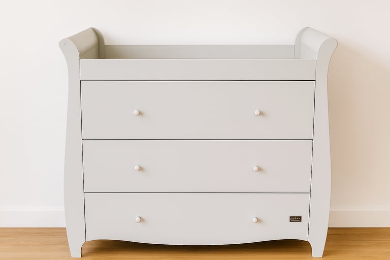 Nursery dresser changer chest of drawers